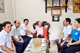 Xã Tây Phương tổ chức các hoạt động tri ân nhân kỷ niệm 79 năm Ngày Thương binh - Liệt sĩ