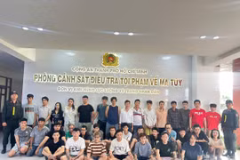 Bắt ca sĩ Long Nhật, Sơn Ngọc Minh cùng gần 70 đối tượng liên quan ma túy