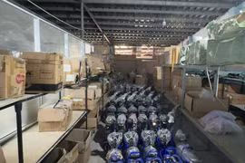 Phát hiện hàng loạt cơ sở 'độ, chế' xe điện, tiềm ẩn nhiều nguy hiểm