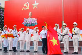 Hai tập thể thuộc Công an TPHCM vinh dự được phong tặng danh hiệu Anh hùng LLVTND