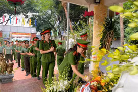Khắc ghi công ơn các Anh hùng liệt sĩ bằng những việc làm thiết thực