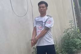 Đối tượng mua bán ma tuý ra đầu thú