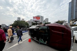 Liên quan vụ va chạm khiến xe ô tô lật nghiêng ở đường Láng: Tài xế dương tính với ma tuý