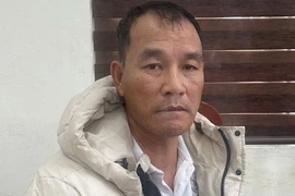 Bắt ngay đối tượng trộm cắp của du khách ở chùa Khai Nguyên (Hà Nội) 