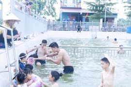 Phòng chống tai nạn đuối nước và dạy bơi miễn phí cho trẻ em