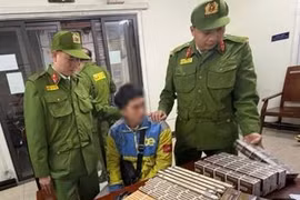 Công an Hà Nội bắt vụ vận chuyển thuốc lá lậu