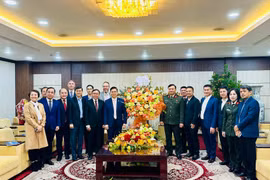 Các tổ chức Tin lành thăm, chúc Tết Công an Hà Nội