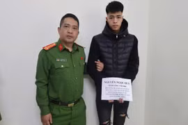 Đối tượng tại cơ quan công an