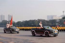 Uy nghiêm màn duyệt đội ngũ, diễu hành biểu dương lực lượng tại Lễ xuất quân bảo vệ Đại hội Đảng lần thứ XIV