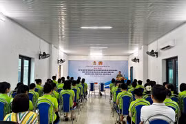 Trọng tâm chăm lo, bảo vệ quyền lợi người lao động