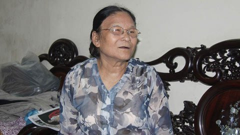 Người mẹ hạnh phúc không tin rằng đó là sự thật