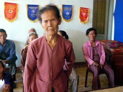 Thẫn thờ khi phát hiện ra mình mắc trọng bệnh. Thẫn thờ khi phát hiện ra mình mắc trọng bệnh.