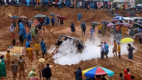 Nóng bỏng cuộc đua xe offroad ảnh 2