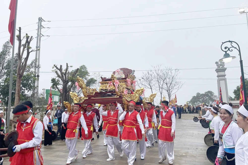 Tổ chức ngày giỗ Đức Thánh Tản Viên Sơn năm 2025