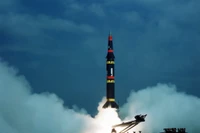 Tên lửa đạn đạo tầm trung MGM-31 Pershing II mạnh ngang Oreshnik 