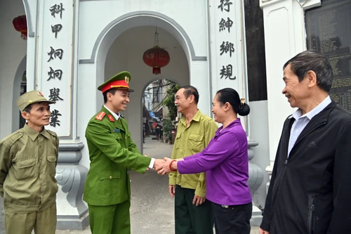 “Thế trận lòng dân” thời 4.0: Chuyện giữ bình yên ở làng phường cửa ngõ Thủ đô