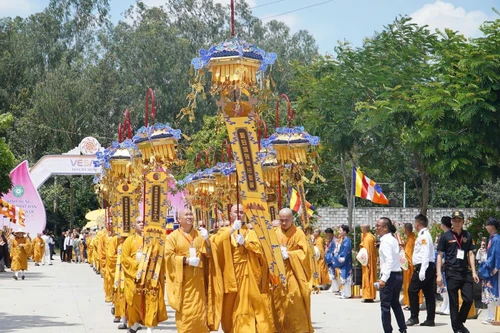 Bóc trần luận điệu bóp méo sự thật và đánh tráo khái niệm về tình hình tự do tôn giáo ở Việt Nam (Bài 2): Tự do tín ngưỡng, tôn giáo ở Việt Nam được tôn trọng và bảo đảm