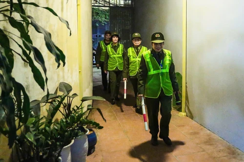 Những “đóa hoa” góp sức xây dựng thế trận an ninh 