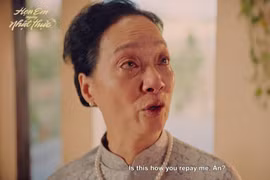NSND Lê Khanh khóc đỏ mắt vì Thiên Ân cãi lời