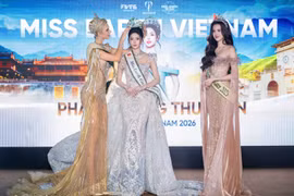 Phạm Hoàng Thu Uyên đại diện Việt Nam ở sân chơi Miss Earth 2026