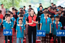 Khoảng khắc hát Quốc ca đặc biệt nhất trong hành trình nghệ thuật của Bảo Anh