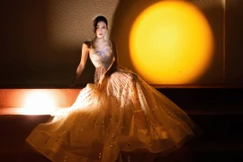 Hà Nhi tiếp tục giữ vững vị thế "người kể chuyện tình" bằng âm nhạc