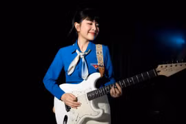 Nguyễn Duyên Quỳnh bắt tay nhạc sĩ Nguyễn Văn Chung, lan tỏa năng lượng tích cực trong "Thanh niên Việt"