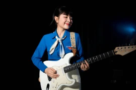 Nguyễn Duyên Quỳnh bắt tay nhạc sĩ Nguyễn Văn Chung, lan tỏa năng lượng tích cực trong "Thanh niên Việt"