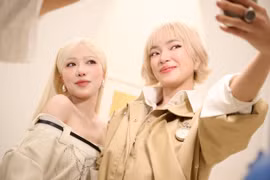 Phùng Khánh Linh chọn kể những điều sau ánh đèn sân khấu cùng Châu Bùi