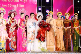 NTK Nguyễn Lan Vy gây tiếng vang lớn với Lễ hội Áo dài tại Đà Nẵng