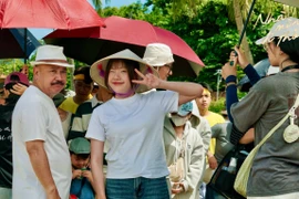 Uyển Ân "lột xác" mới mẻ trong phim mới, lừa cả gia đình vào hành trình dở khóc dở cười