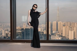 Lý Nhã Kỳ tỏa sáng tại show Đỗ Long Emerge