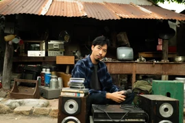 Đúng dịp Tết đến Xuân về, Đen tung nhạc về gia đình như “truyền thống”