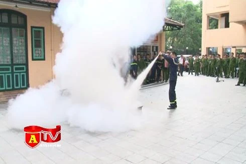 Nâng cao nhận thức, kỹ năng về PCCC cho cán bộ, chiến sĩ