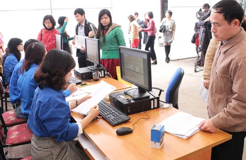 Quyết toán thuế: Chọn 5 phút hay chờ nửa ngày?