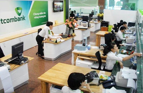 Vietcombank phối hợp thu ngân sách
