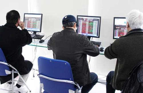 Dòng vốn ngoại bám trụ thị trường