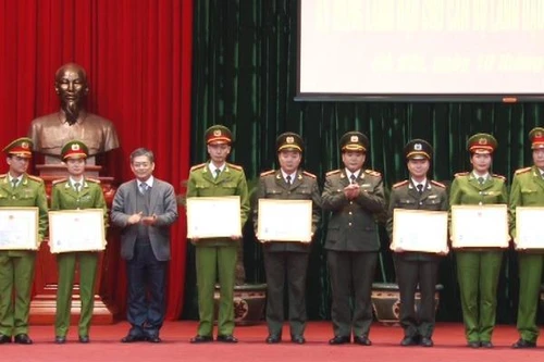 Bồi dưỡng kiến thức quản lý Nhà nước và kỹ năng lãnh đạo cho 1.000 cán bộ chủ chốt CAHN