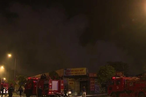 Tiểm ẩn nguy cơ cháy tại các kho hàng, khu công nghiệp