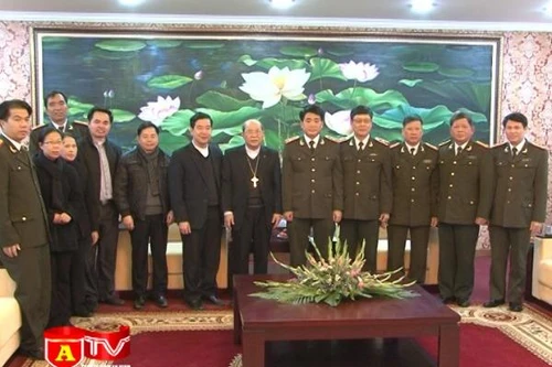Các đoàn chức sắc tôn giáo chúc tết Công an thành phố Hà Nội
