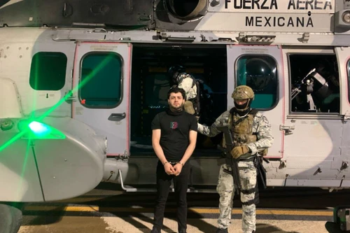 Tổng thống Mỹ ca ngợi Mexico bắt giữ sát thủ chính của băng đảng Sinaloa