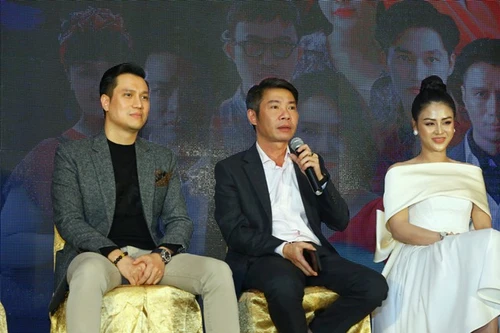 NSND Công Lý bỡ ngỡ khi lần đầu tiên mặc toàn đồ hiệu lên phim 