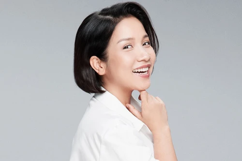 Mỹ Linh ngồi “ghế nóng” chương trình “Gương mặt thân quen” 