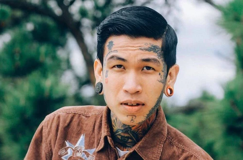 Điều ít biết về Rapper vừa giành giải Quán quân Rap Việt 2020