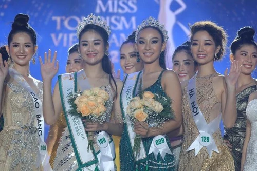 Top 5 “Hoa khôi Du lịch Việt Nam 2020” trả lời thế nào tại phần thi ứng xử