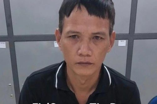 Bắt đối tượng 2 tiền án vận chuyển tiền giả