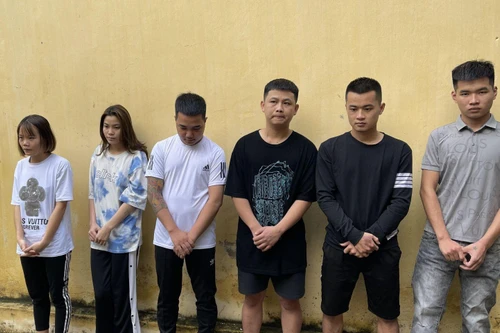 Nhóm thanh niên 'điều' nhân viên nữ đến quán hát cùng sử dụng ma túy