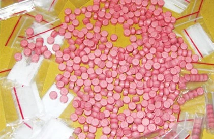 Tài xế Grab bị 'bom hàng'... hơn 1000 viên ma túy tổng hợp