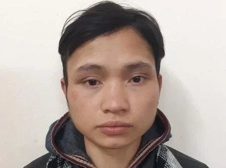 Truy đuổi khống chế đối tượng trộm cắp tài sản ở chợ Đồng Xuân