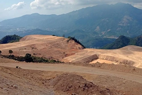 Tạm giam 2 cựu Chủ tịch Ủy ban nhân dân tỉnh Khánh Hòa